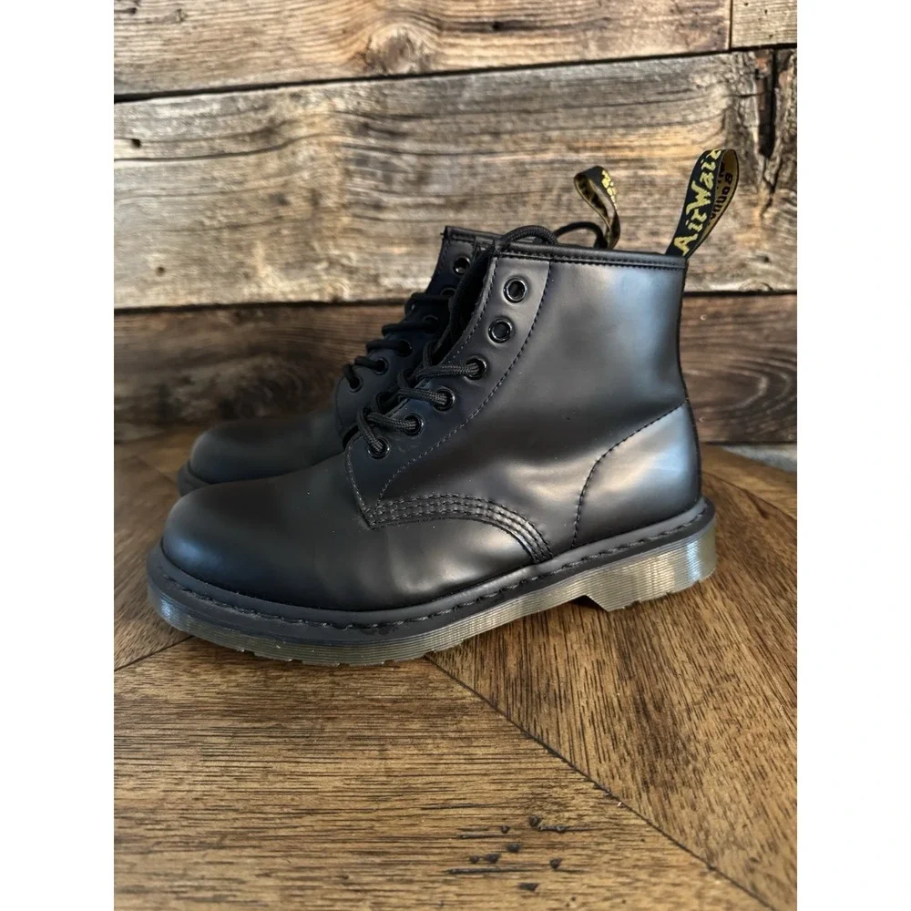 65 Rare‎ DR. MARTENS 101 Black Smooth Leather Chelsea Boots Shoes Men 7 Lady 8